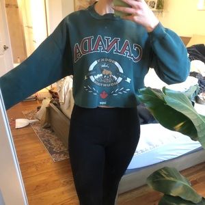 Vintage Crop Canada Sweatshirt